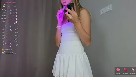 W___ stripchat stream image, 21.10.2025 02:40