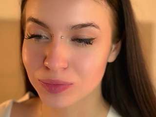 leilagladish camsoda stream image