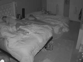 voyeurcam-house-charleys-room camsoda stream image