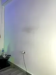 young_liza stripchat stream image