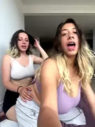 Enyeld_ruru stripchat stream image