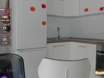 LuckyLady01 bongacams stream image