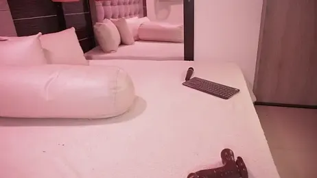 Bella_TS_ stripchat stream image