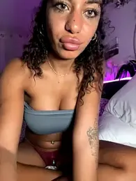 AlyssaHottv_ stripchat stream image