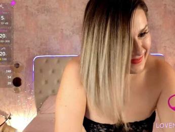 KiraRoxx bongacams stream image