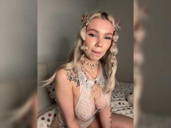 EmmaGoodGirl bongacams stream image