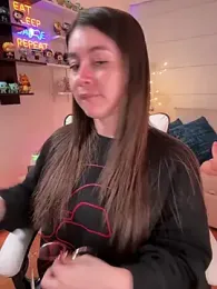 Sharon_07 stripchat stream image