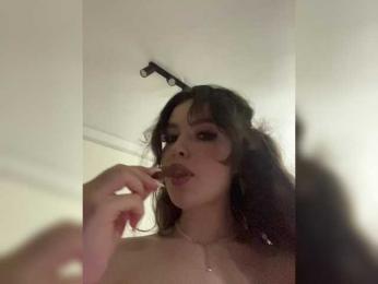 YourLadyyy bongacams stream image