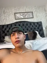 Lander_Cruz stripchat stream image