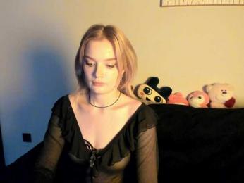 effieelfy bongacams stream image
