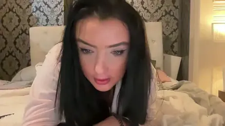 LucyLuxee19 stripchat stream image