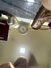 roouse stripchat stream image