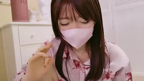 maii- stripchat stream image