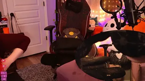 Angel-Lewd-Cake stripchat stream image