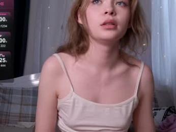 caramelangels chaturbate stream image