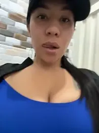 kim_monti stripchat stream image