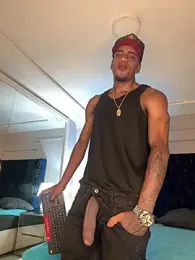 AaronCruz_ stripchat stream image