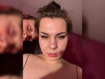 Family707 bongacams stream image