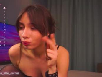 pamilarakestraw chaturbate stream image