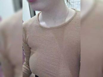 -Molly bongacams stream image