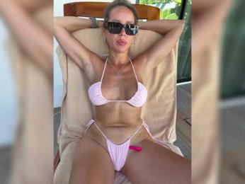 -CandyViki- bongacams stream image