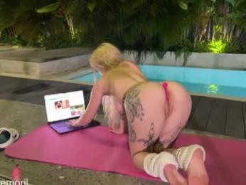 golden_alinee chaturbate stream image