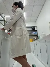 HinaLovely stripchat stream image