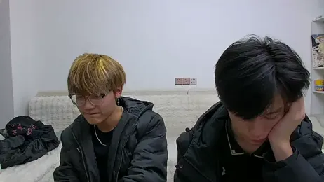 KK-cuteboy stripchat stream image