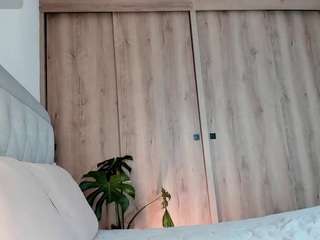 lauracriistina camsoda stream image