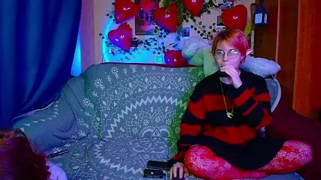 TrickyKitsune stripchat stream image