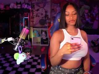 lovenzia camsoda stream image