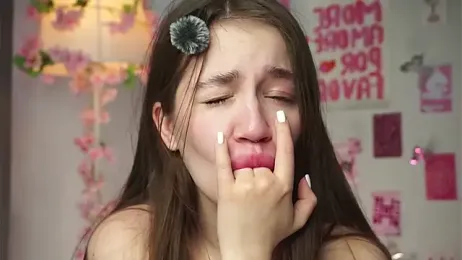 AmiLewis stripchat stream image