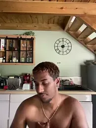 Axel_black10 stripchat stream image