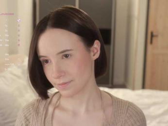 MissEssie bongacams stream image