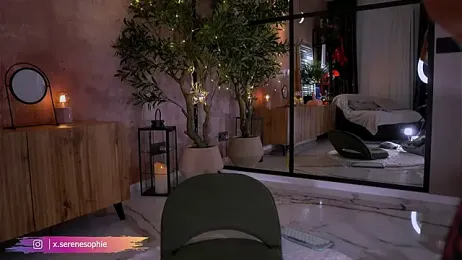 Serene_Sophiex stripchat stream image