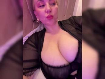 cherryygirl bongacams stream image
