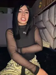 Laura-Khalifa stripchat stream image