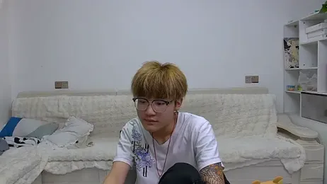 KK-cuteboy stripchat stream image