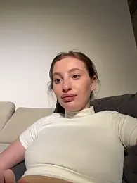 elloriah stripchat stream image