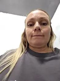 Bondgirl_013 stripchat stream image