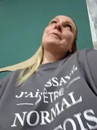 Bondgirl_013 stripchat stream image