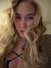 MariaTull stripchat stream image