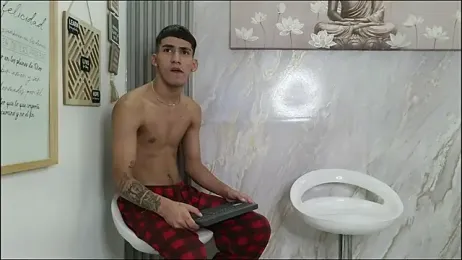 HORNY_PRETTY stripchat stream image