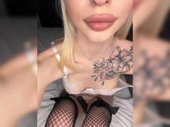 Cristi-Candy bongacams stream image