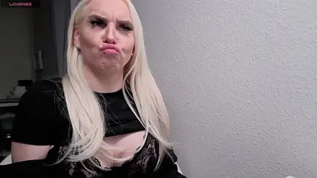 MIA-XXX stripchat stream image