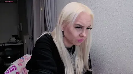 MIA-XXX stripchat stream image