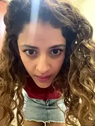 alana15 stripchat stream image