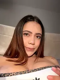Aryrosee stripchat stream image