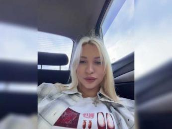 Cristi-Candy bongacams stream image