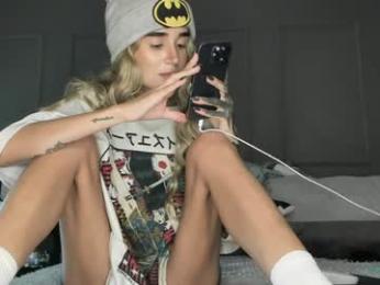 lonelly_lolly98 chaturbate stream image